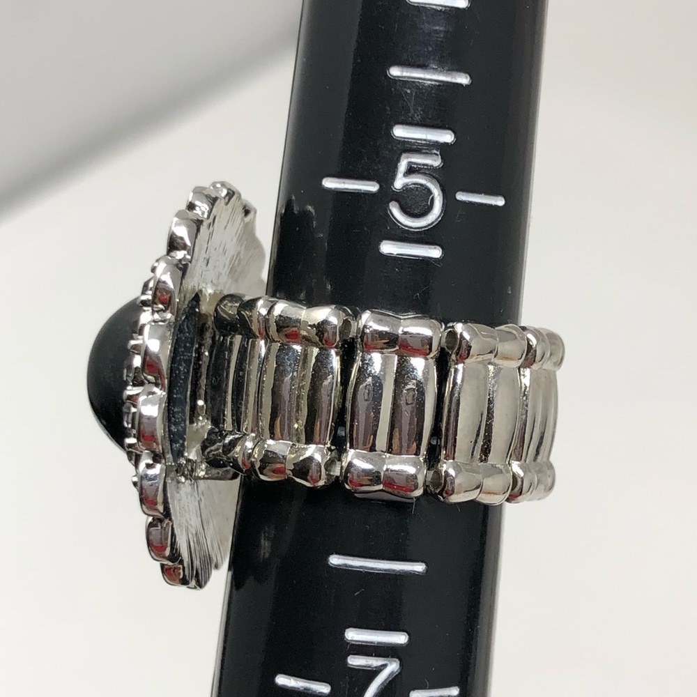 Expandable Flower Ring - Picture 5 of 6
